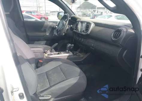 2019 Toyota Tacoma Trd Sport z USA, uszkodzony, nr VIN 3TMCZ5AN5KM260405